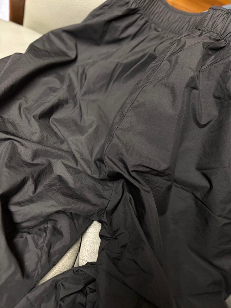 ミズノ ジャケットとパンツのセット ブラック×ホワイト