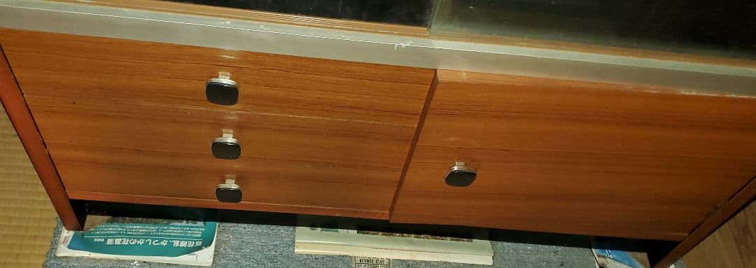 大きい本棚　木製　ブラウン