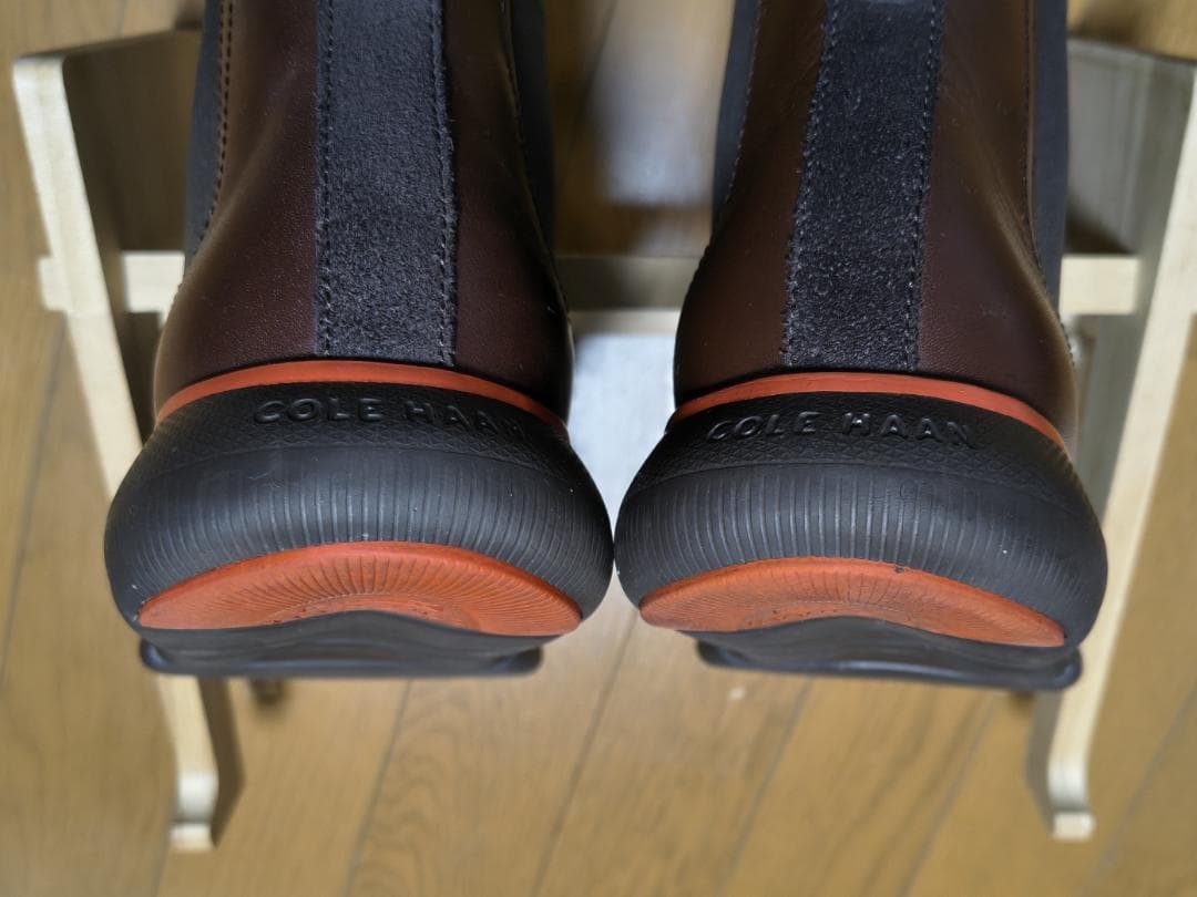 Cole Haan ダークブラウン 防水サイドゴアブーツ オレンジトリム　9.5