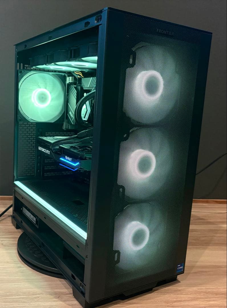 SSD1TB追加　RTX4070super ゲーミングpc i7 14700F