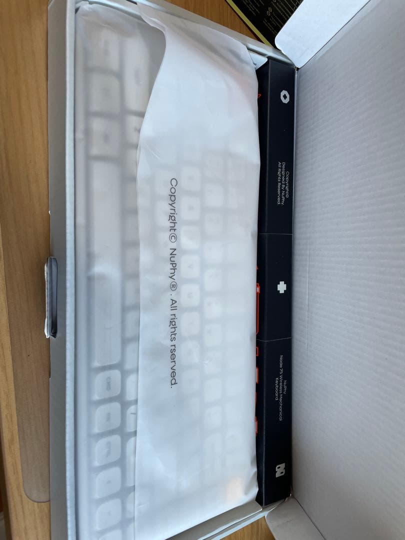 ほぼ未使用　Nuphy Node 75 茶軸