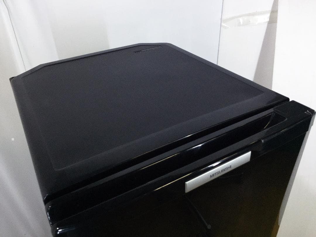 30日迄！送料無料★三菱　46L　ラウンドカット　２ドア冷蔵庫【MR-P15T】