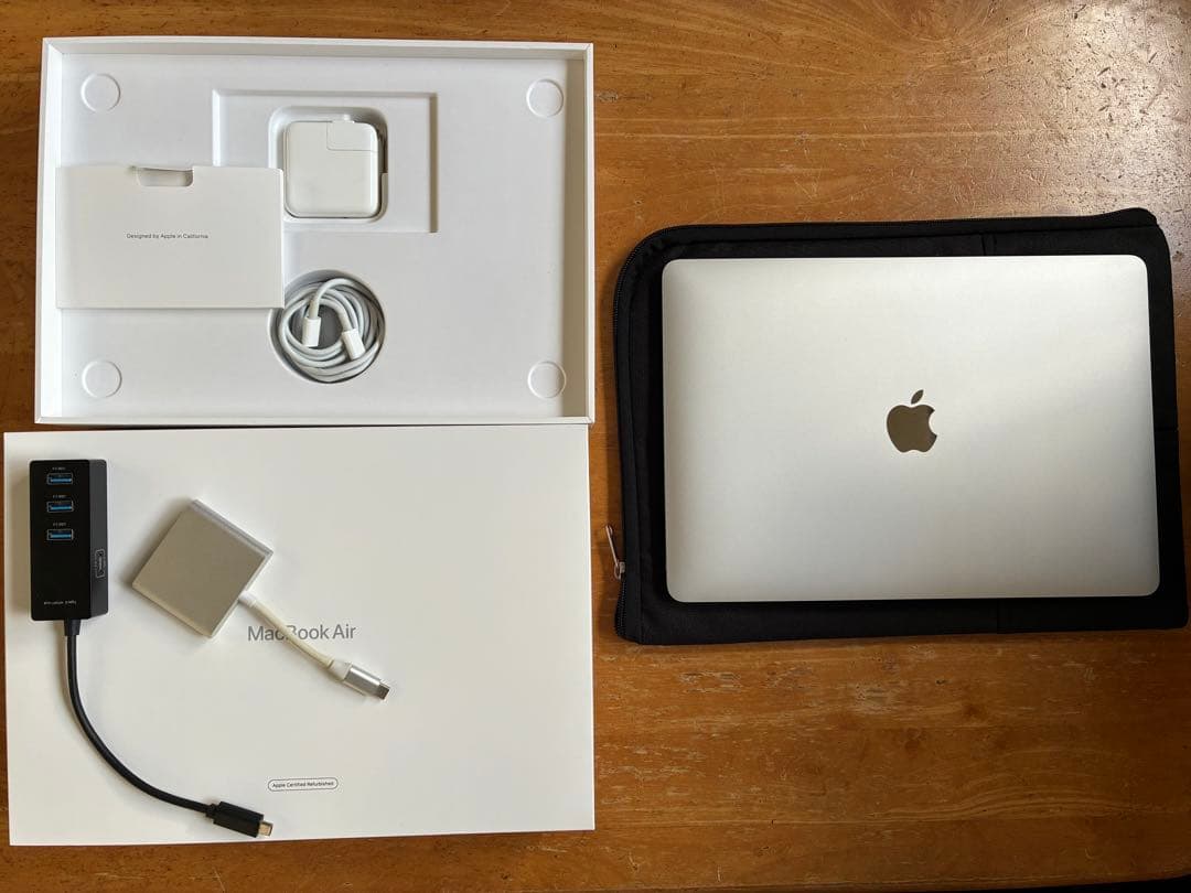 Apple MacBook Air 13インチ 本体 M1