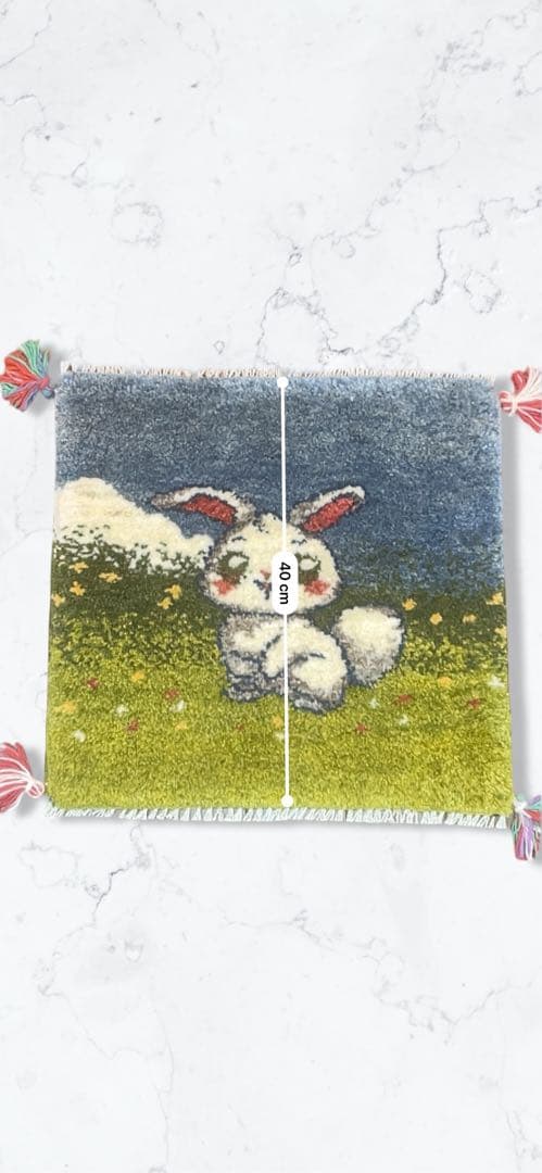 ギャッベ　座布団　40x40 ペルシャ　本物　手織り　うさぎ*(右端ご注目)