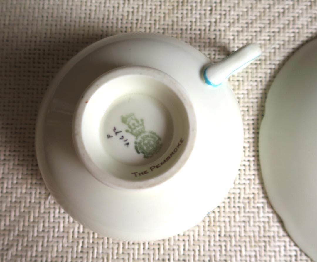 英国ロイヤルドルトン　ティーカップ・ソーサーセット　手描き1930年代