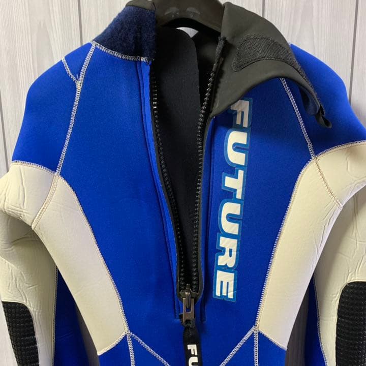 【美品】フューチャー FUTURE ウェットスーツ