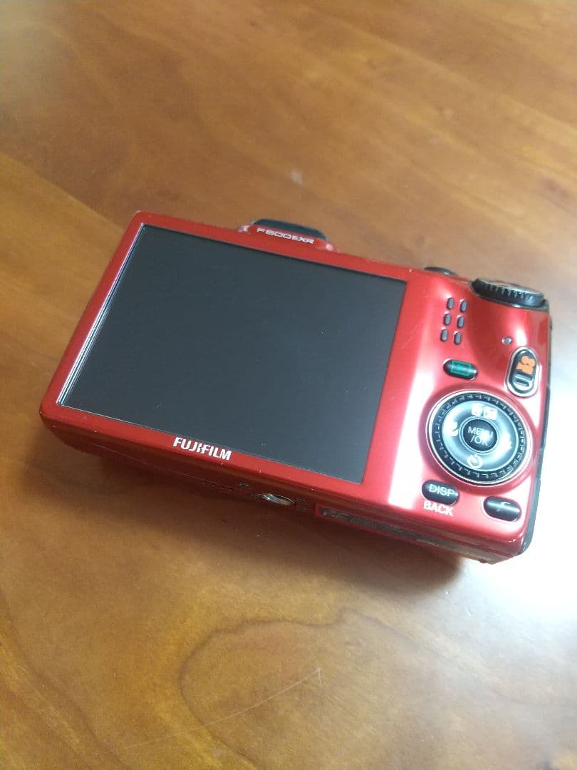 FUJIFILM FINEPIX F600EXR レッド