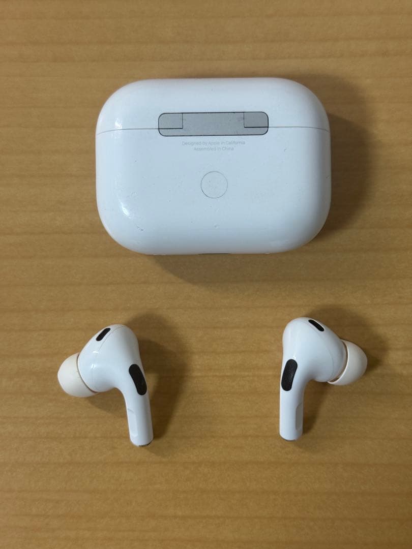 AirPods Pro 2 (Lightning to Type-C)付属品完備