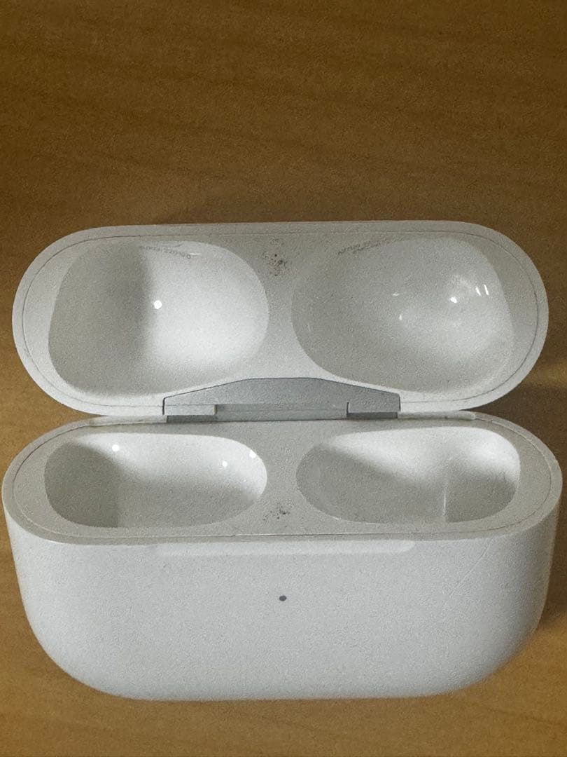 AirPods Pro 2 (Lightning to Type-C)付属品完備