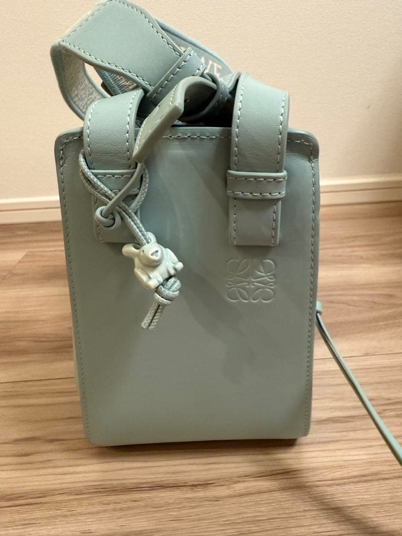 ロエベ　LOEWE ハンモックコンパクト 2wayショルダー　カーフレザー
