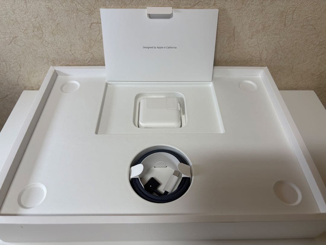 M2 MacBook Air 13インチ ミッドナイト (16GB/USキー)