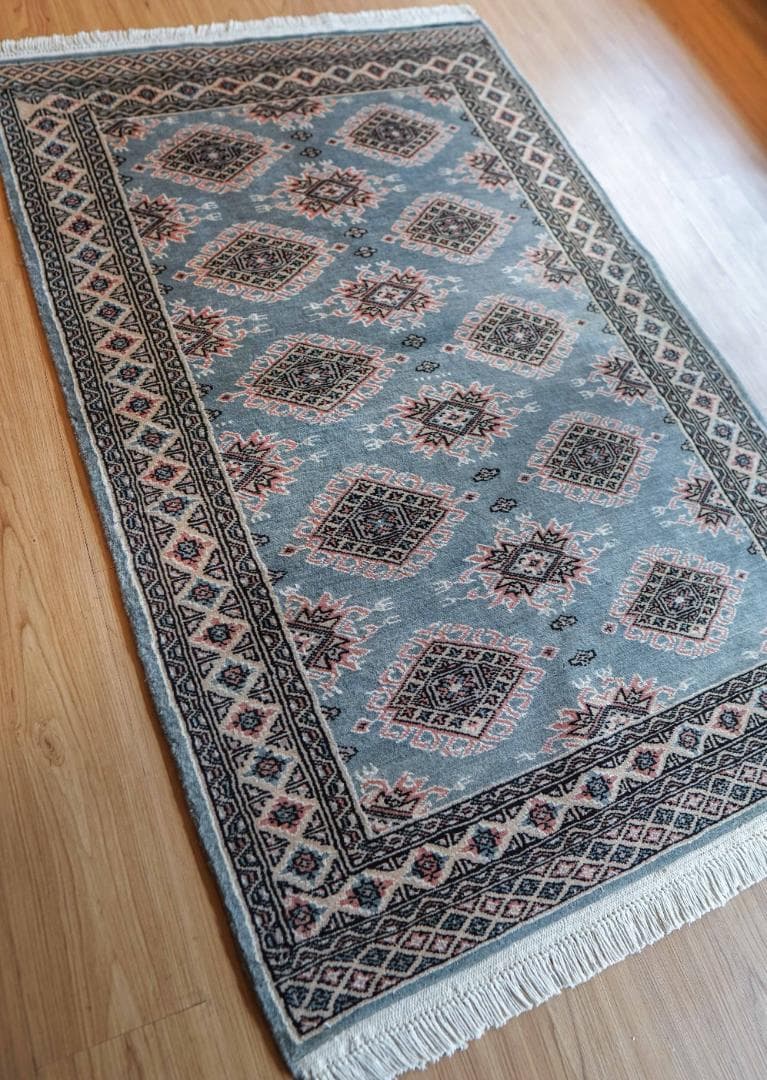 パキスタン手織り絨毯 144×92cm トライバルラグ