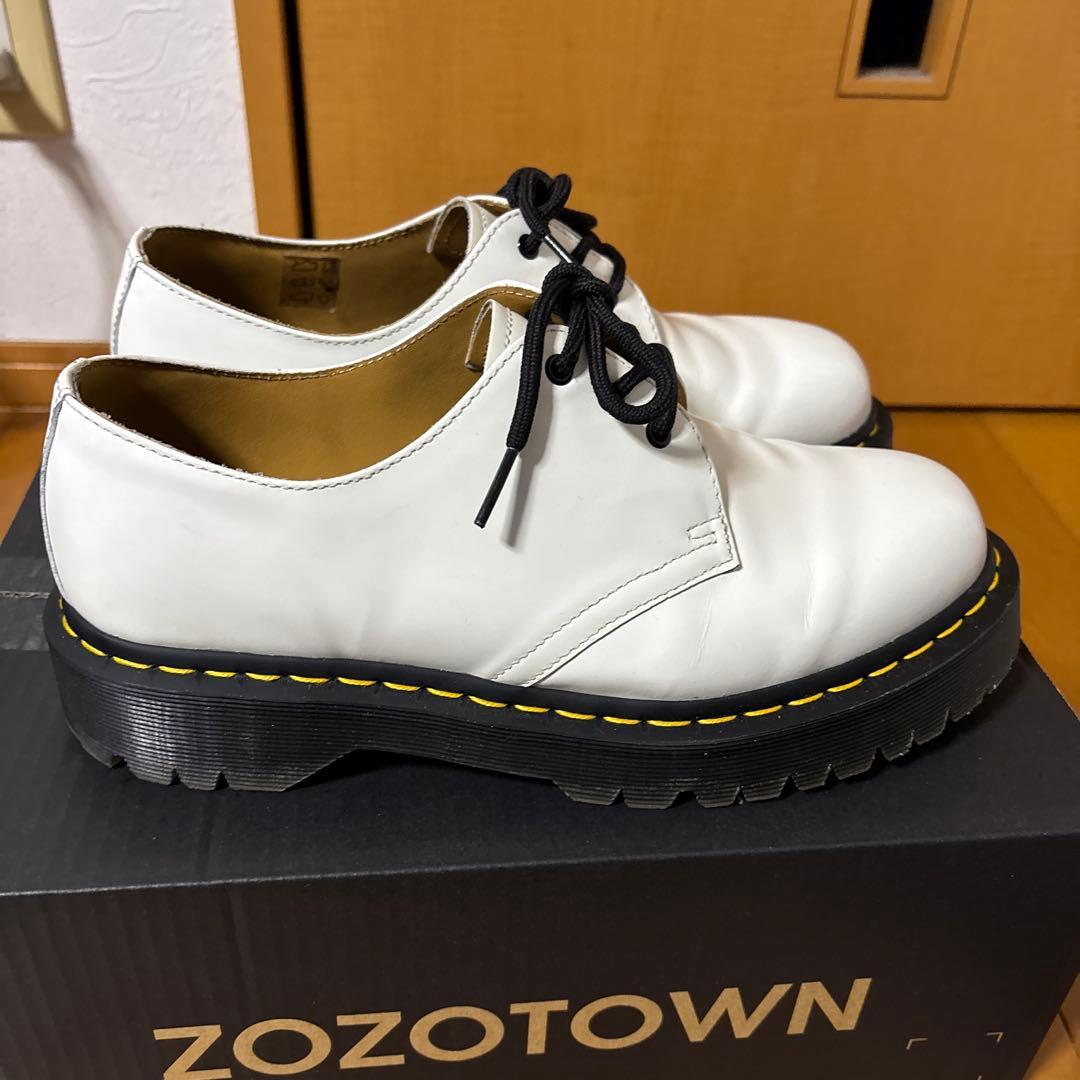 ドクターマーチン　3ホール　ホワイト UK7