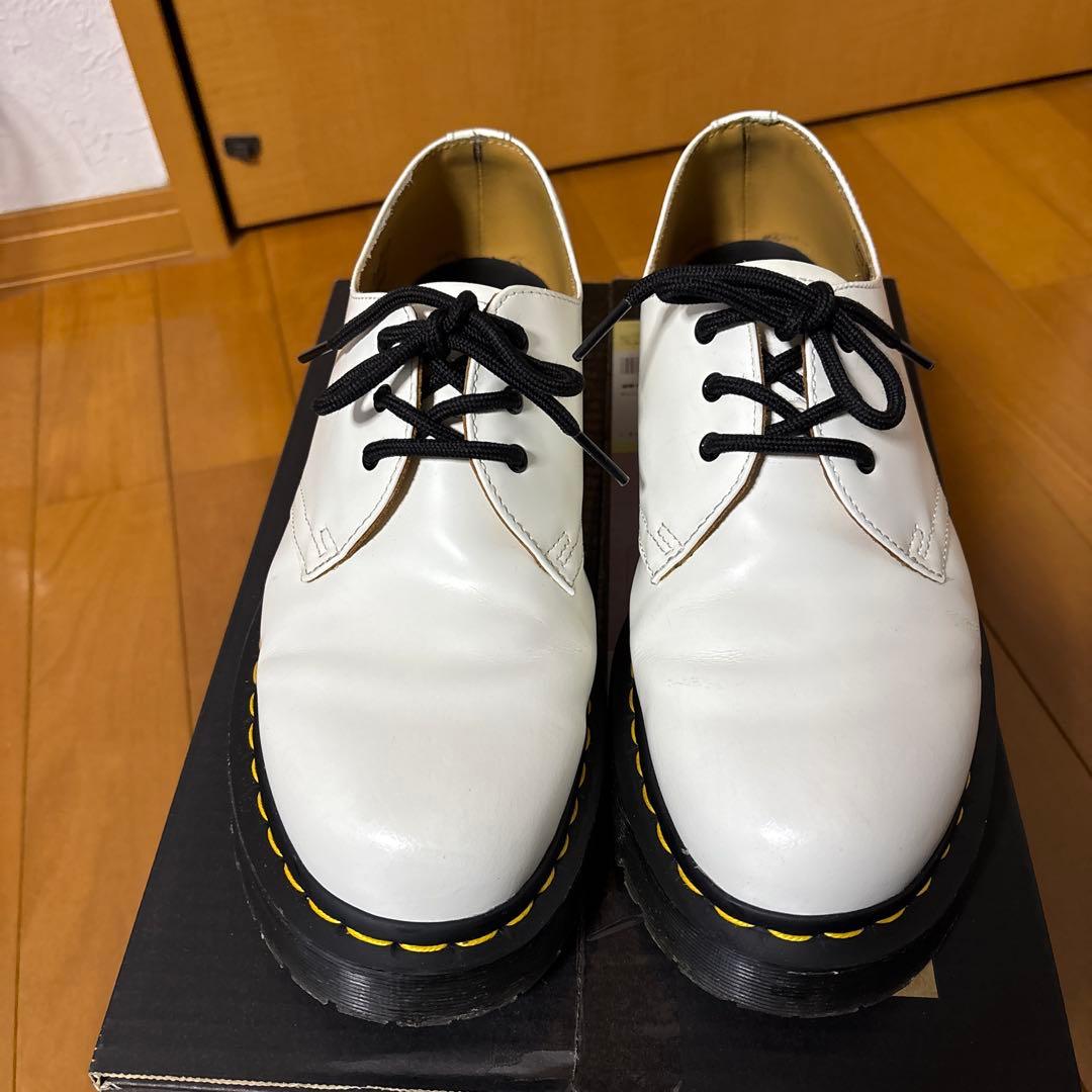 ドクターマーチン　3ホール　ホワイト UK7