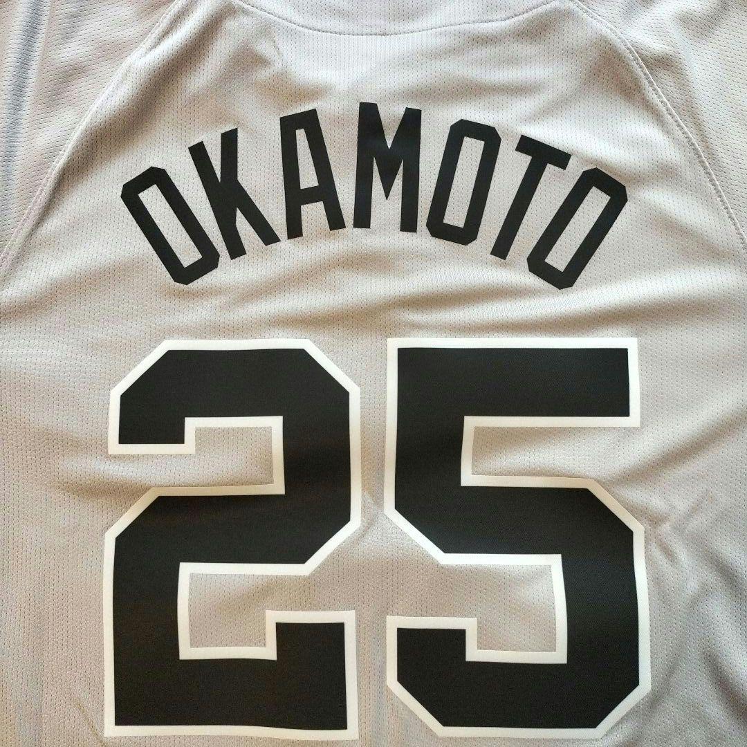 【ネム】巨人 ユニフォーム ジャイアンツ（ビジター）岡本和真Mサイズ