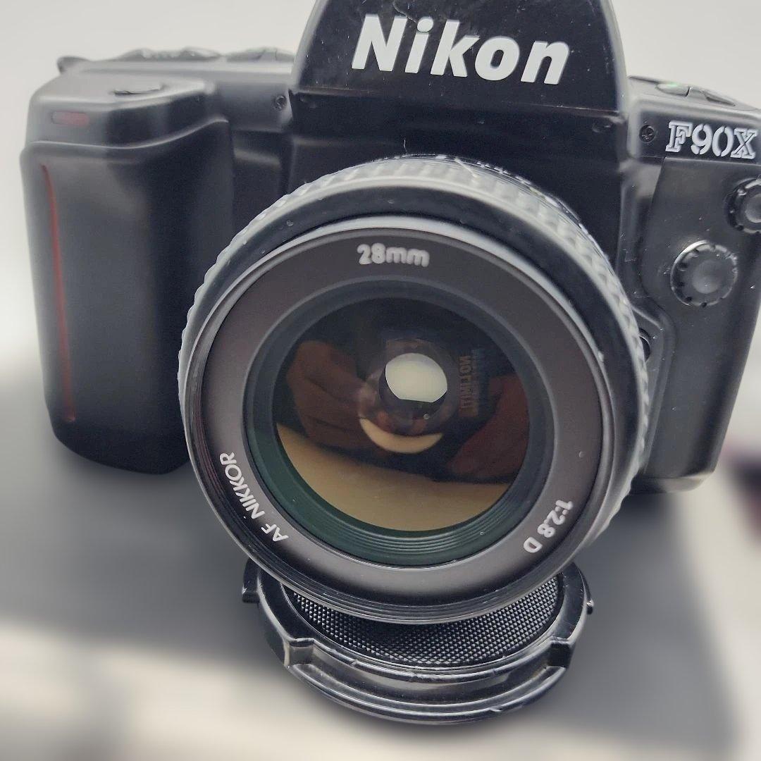 Nikon F90X フィルム一眼レフカメラ