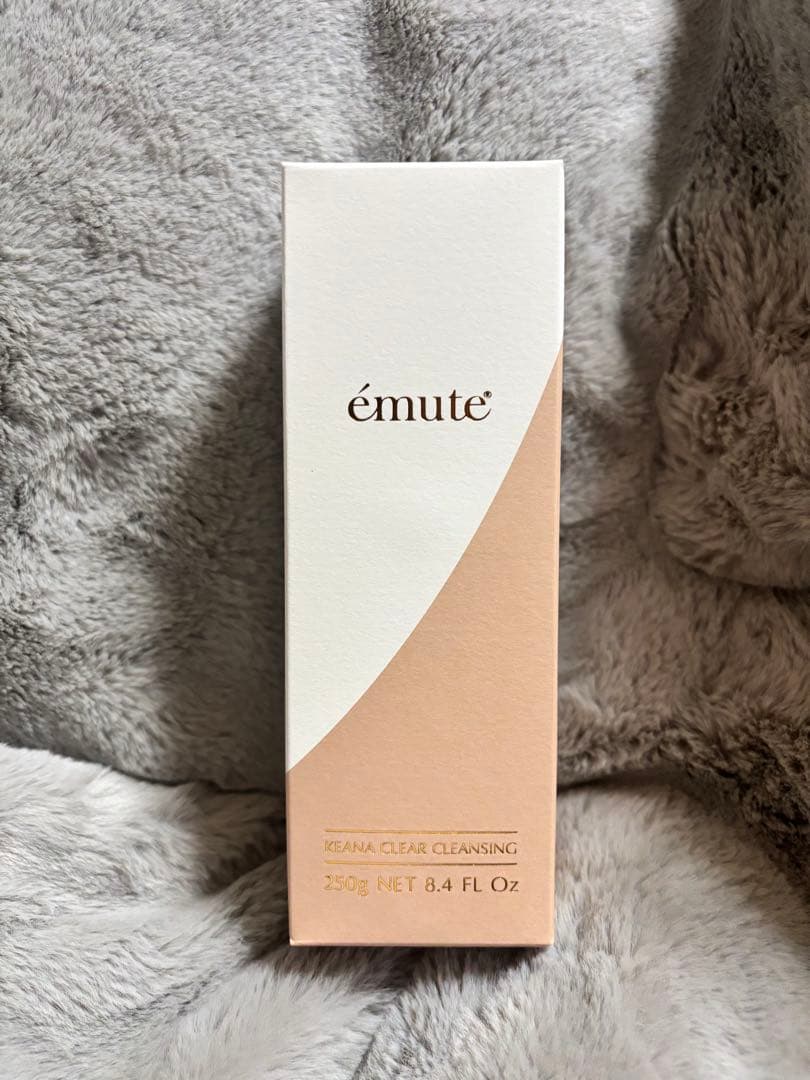 エミューテ　クレンジング　2本セット 美容液２個