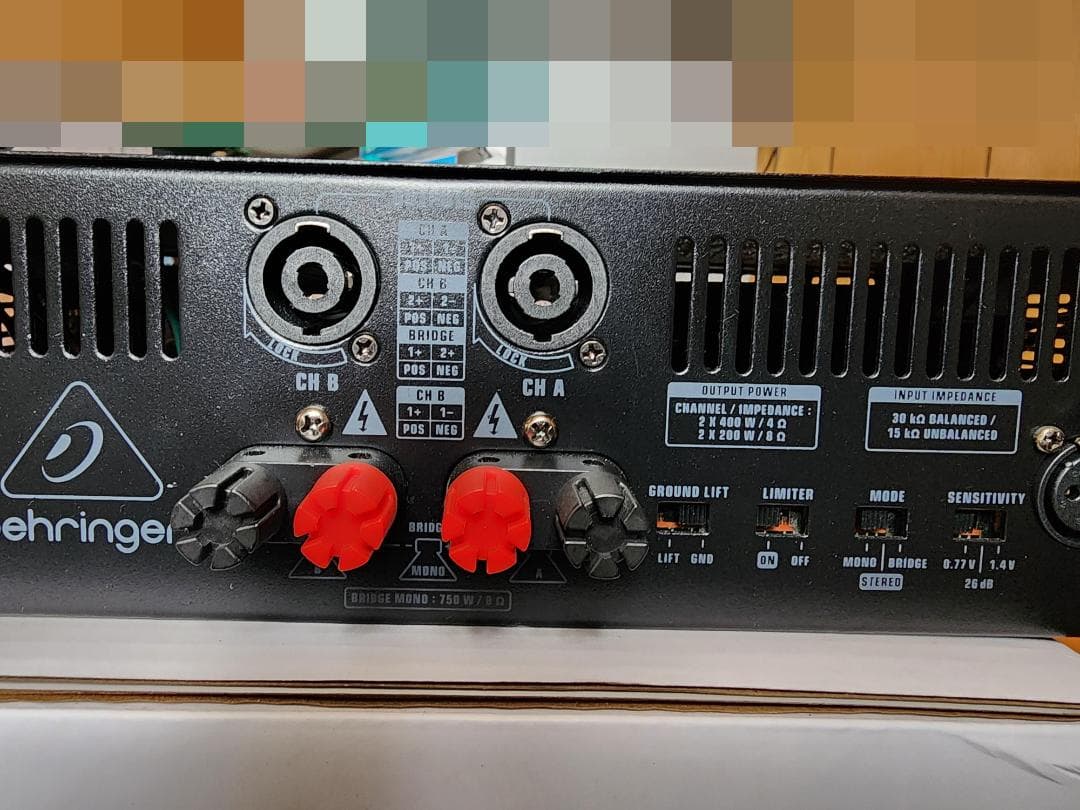 behringer KM750 750W 2チャンネルアンプ