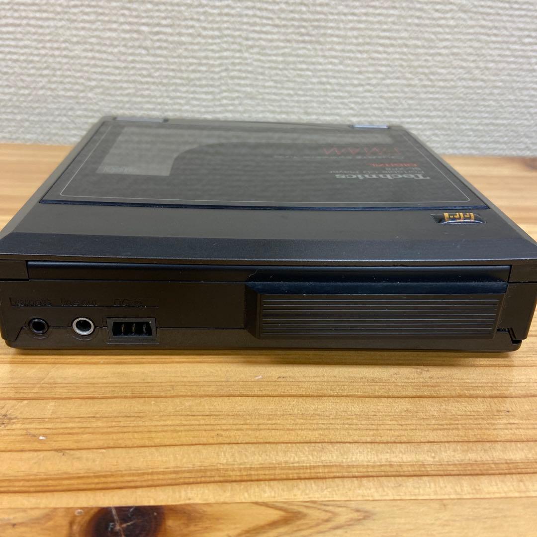 Technics ポータブルCDプレーヤー SL-XP8