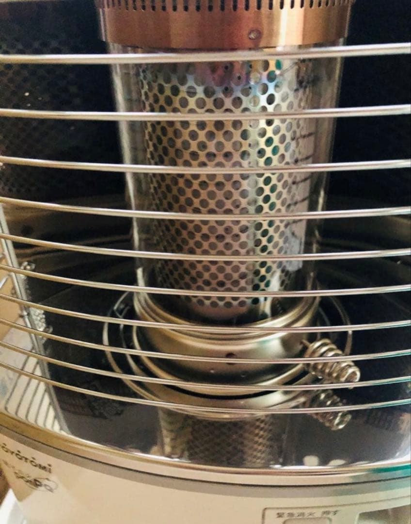 トヨトミ　石油ストーブ ［木造8畳/コンクリ10畳/反射式］RS-H29N-W