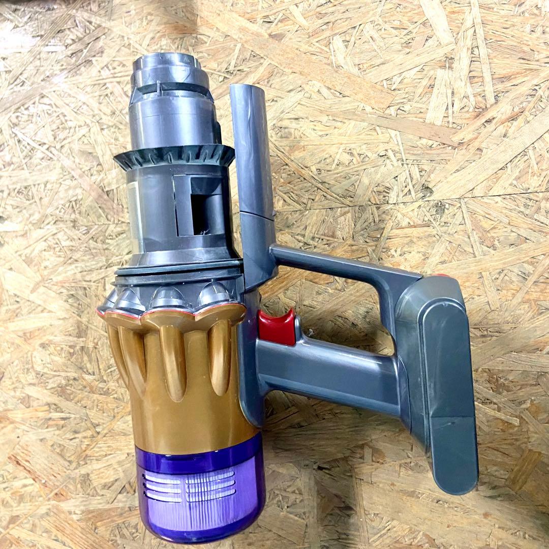 片手でスイスイ♪ ダイソンSV18 ✩ 豪華カラー Dyson SV18 掃除機