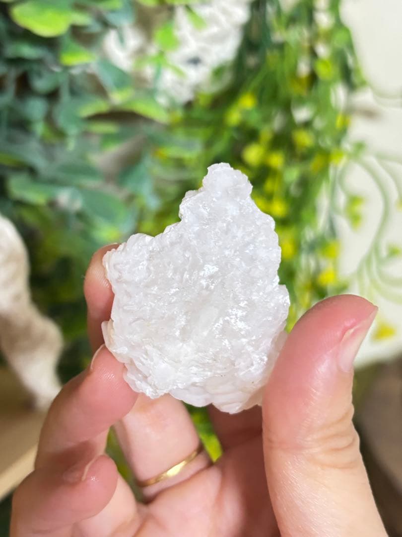 カルサイト　高級　めちゃ薄ピンク　かわいい　レア