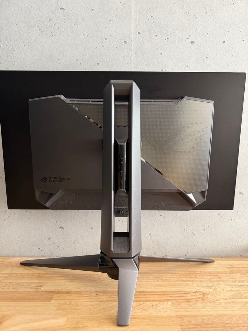 ROG Swift PG27AQDM 27インチ OLED ゲーミングモニター