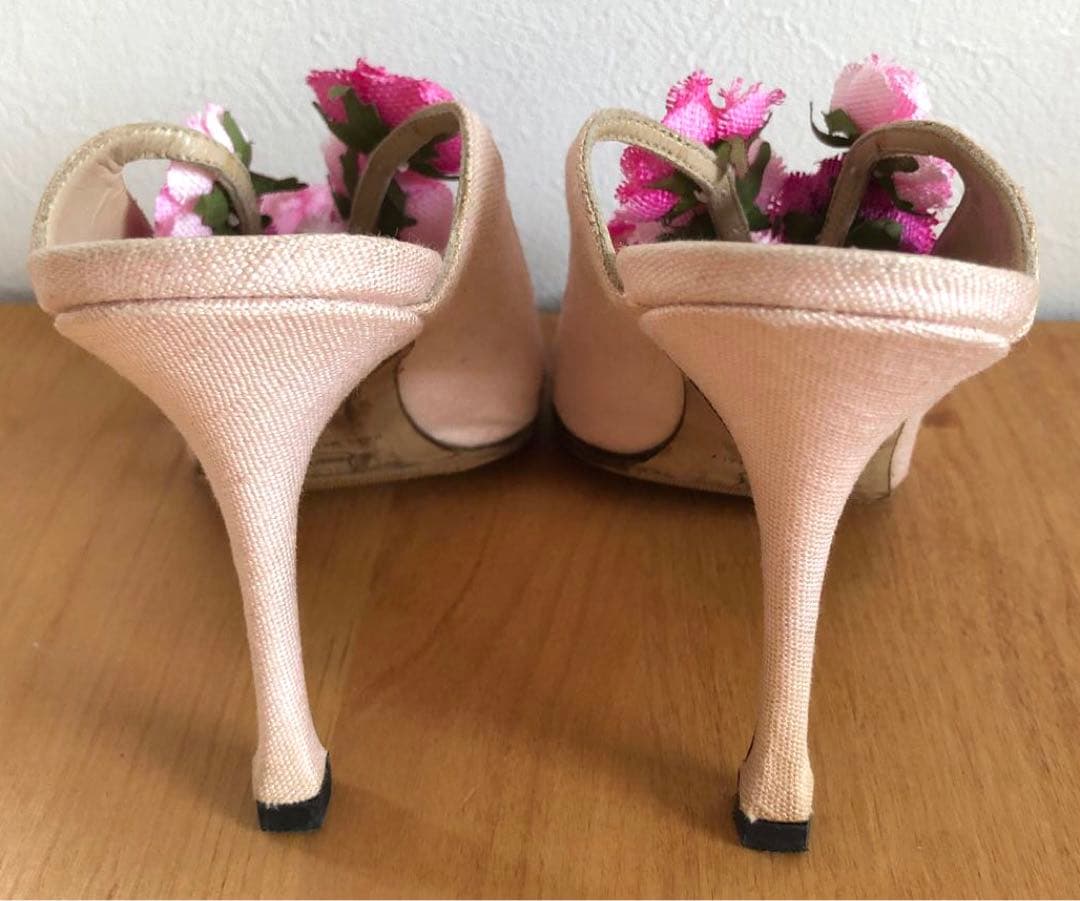 MANOLO BLAHNIK マノロブラニク　ピンク　薔薇　37 ヴィンテージ