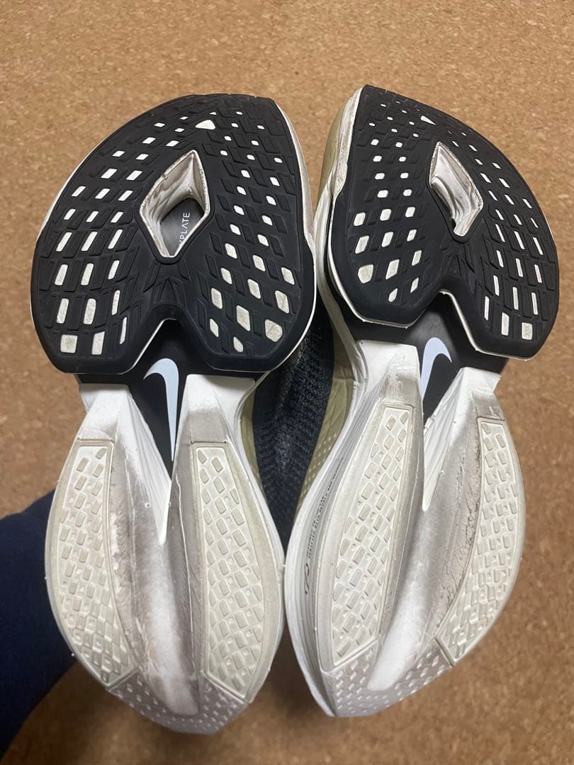 ナイキ アルファフライ2 25センチ