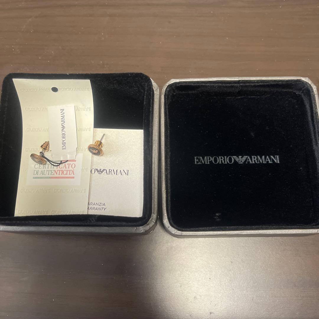 【不定期値下げ】アルマーニ ピアス