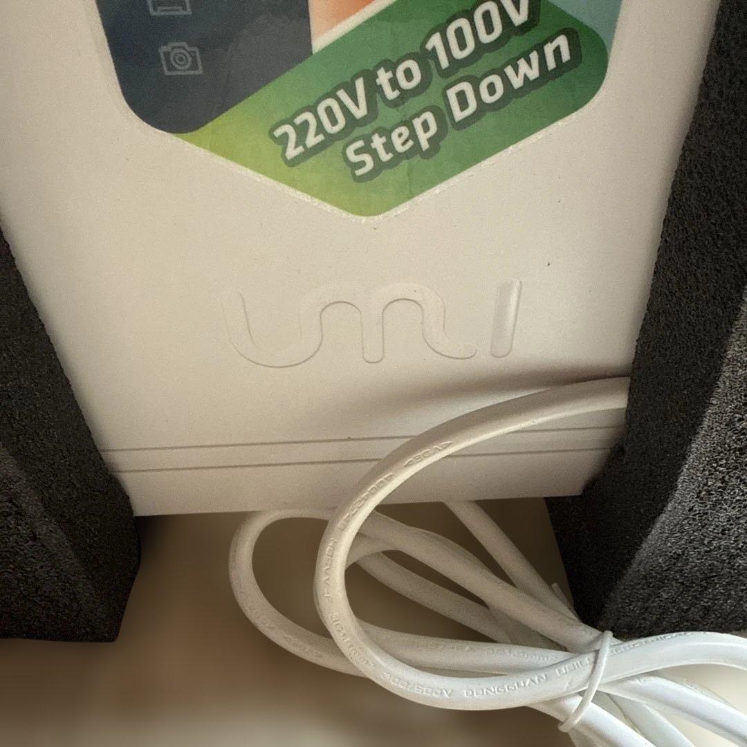 VC-2000 ステップダウントランス 220V-100V