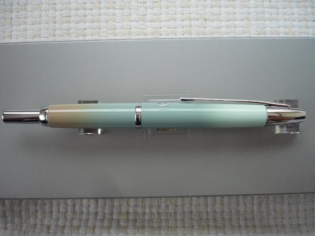 新品ナガサワ 東川崎ハーバーミントシルバー キャップレスデシモ 万年筆パイロット