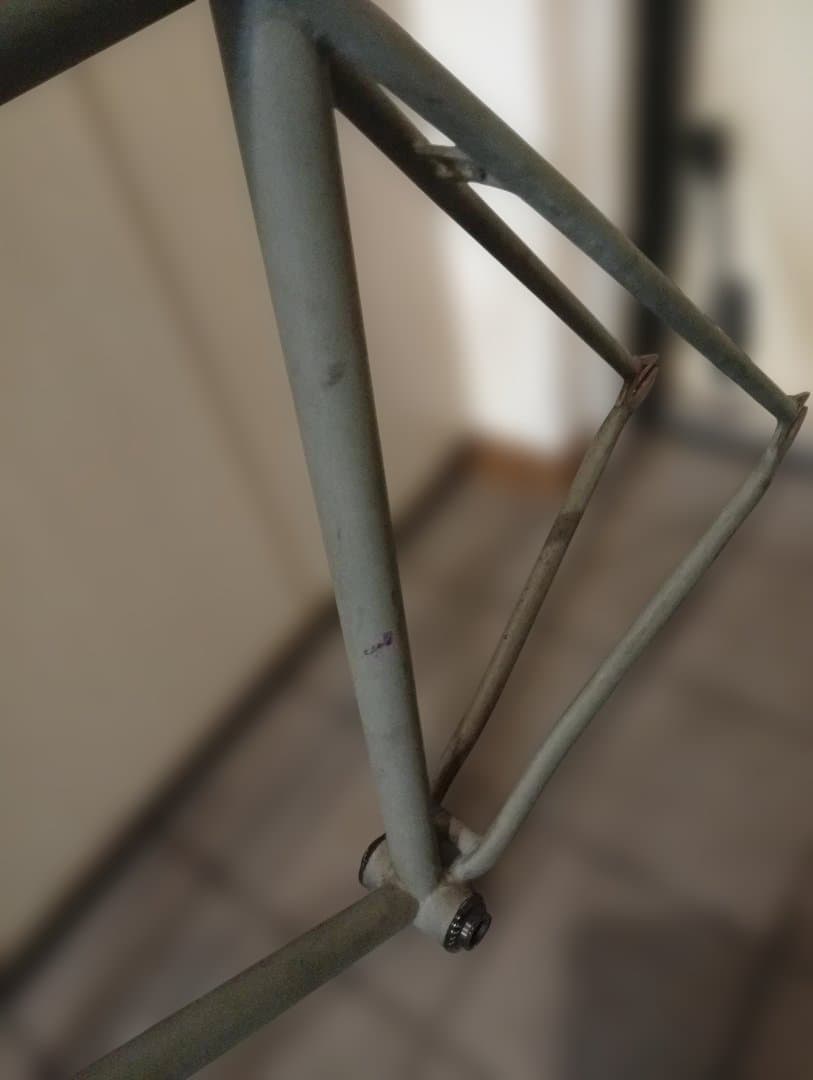 スチールピストフレーム 700c