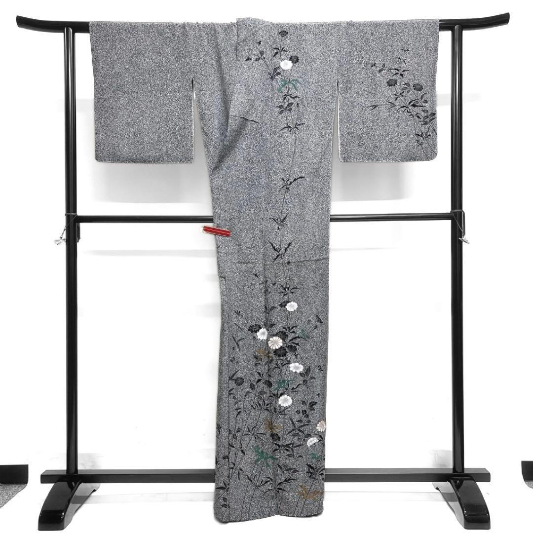 訪問着　金駒刺繍　たたき染　花模様　モノトーン地　着物　124a d