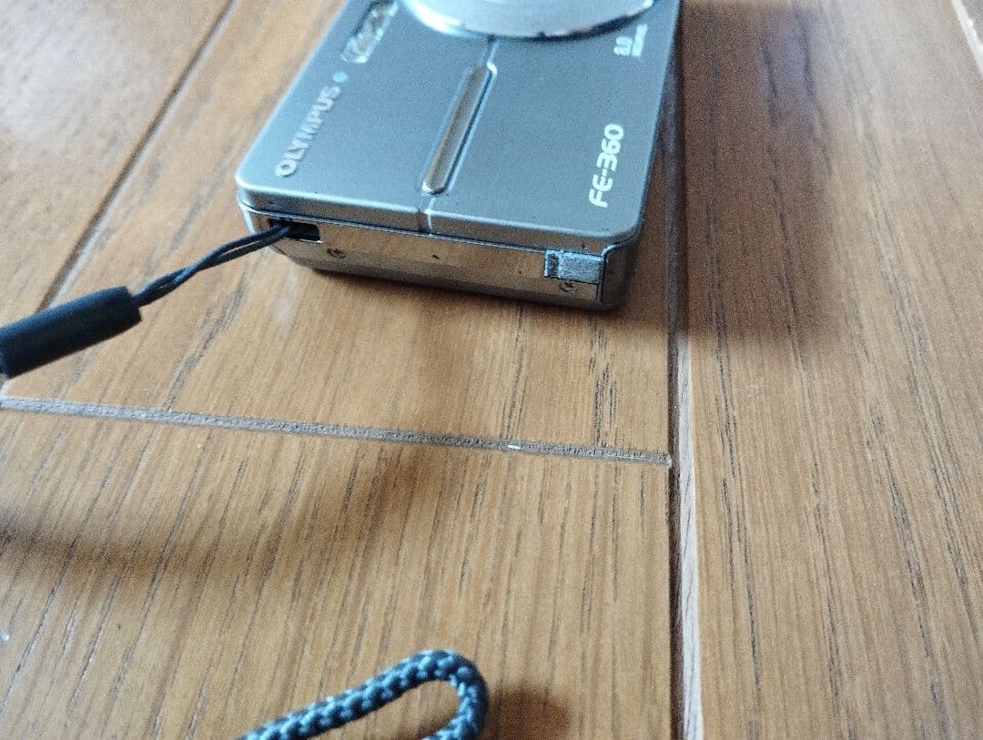 OLYMPUS FE-360 8.0メガピクセル