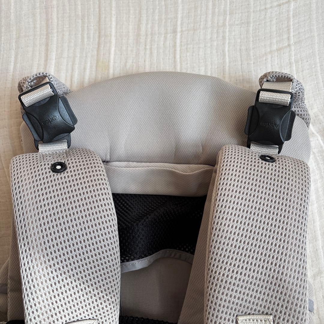 Aprica Laclis ラクリス　ベージュ　抱っこ紐