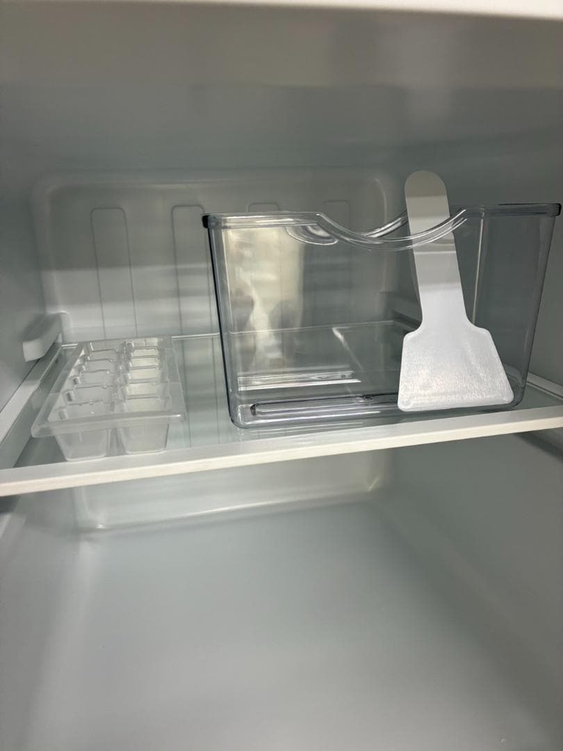 【動作確認済・送料込】アビテラックス　冷蔵庫　AR-131　2023年製