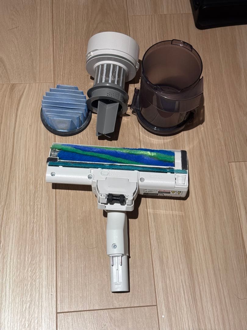 【即日発送可能】シャープ 掃除機 EC-SR8-W 美品 静音