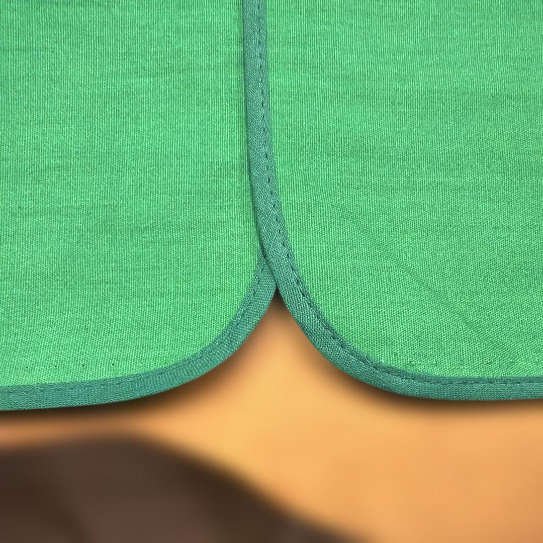 昭和レトロ　ファンシー　子供と動物のイラストカーテン