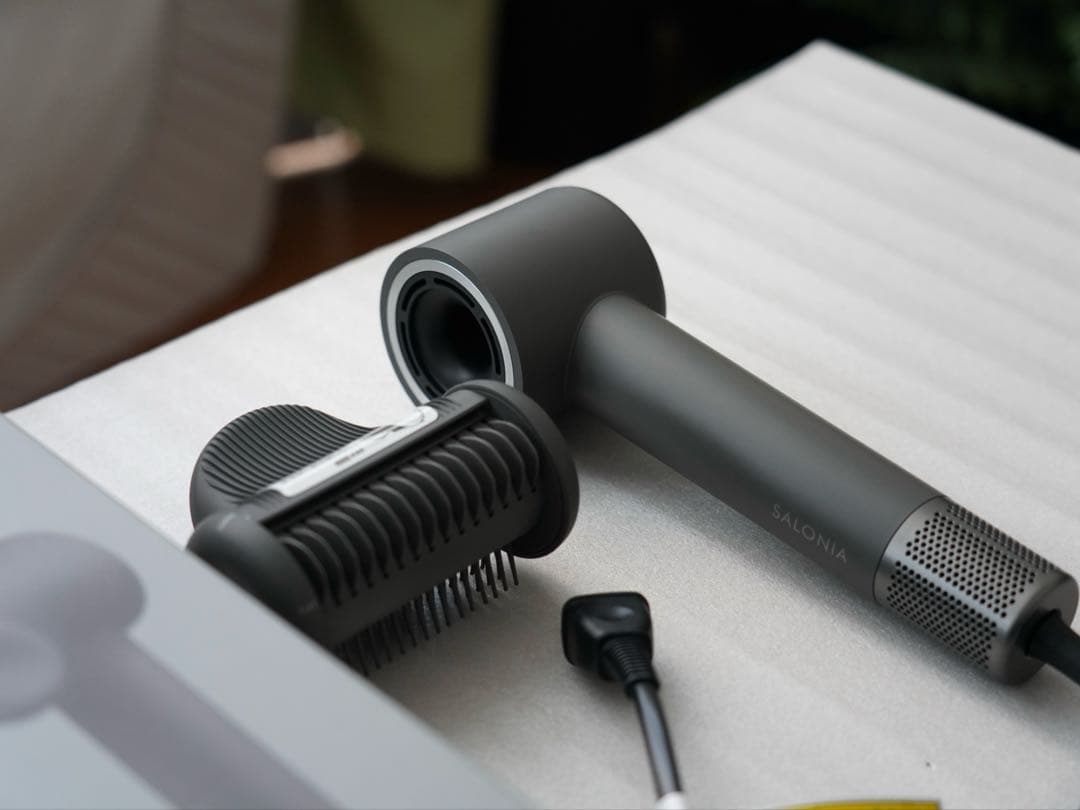 【ほぼ未使用】サロニア SALONIA SMOOTH SHINE ドライヤー