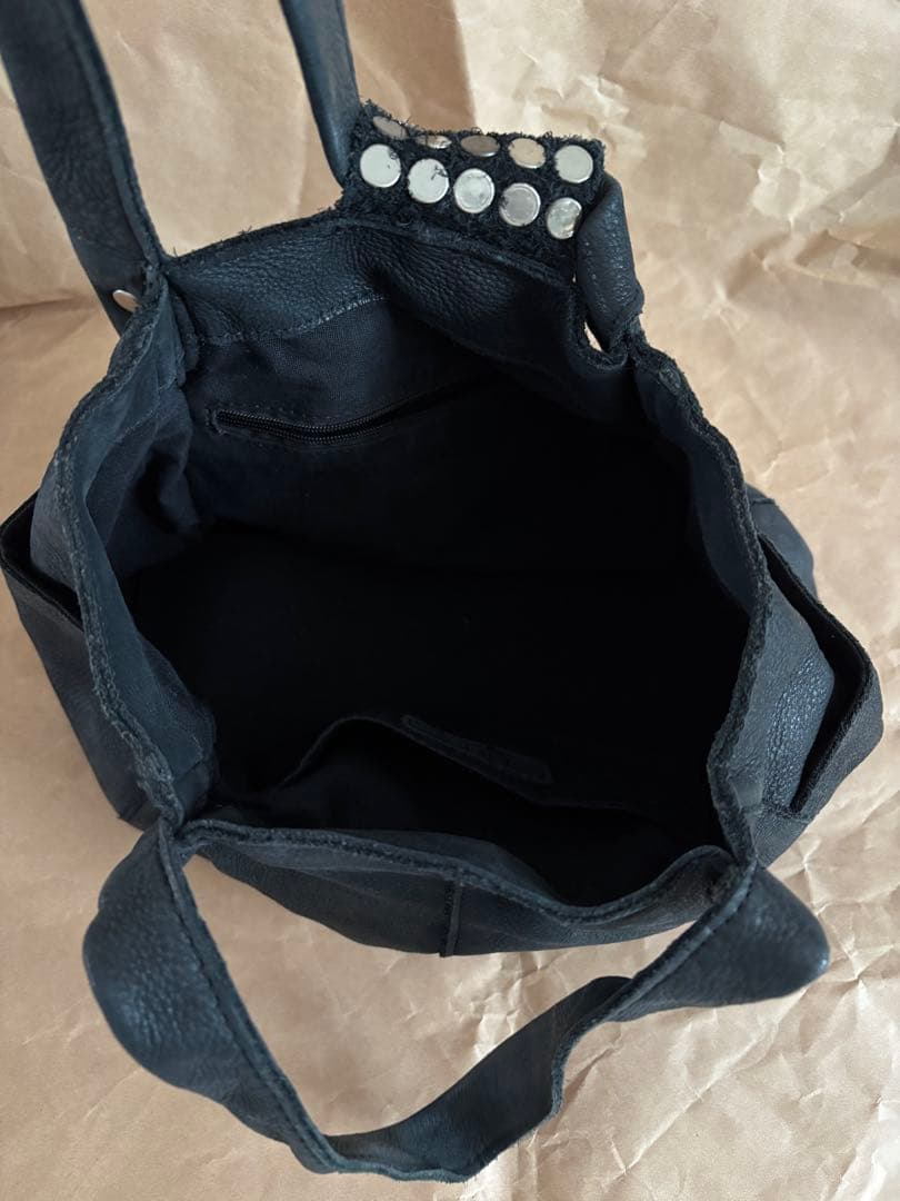 TRES トレ スタッズ レザー トートバッグ