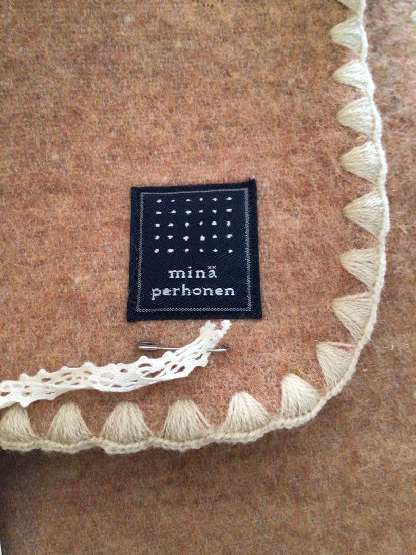 minä perhonen ミナヘルポネン☆Lサイズブランケットtama未使用品