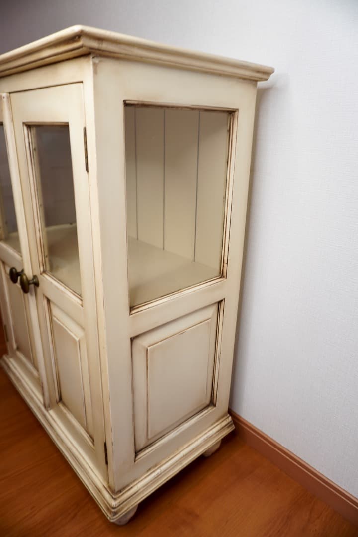 old maison ヴィンテージ ガラスキャビネット フレンチシャビー