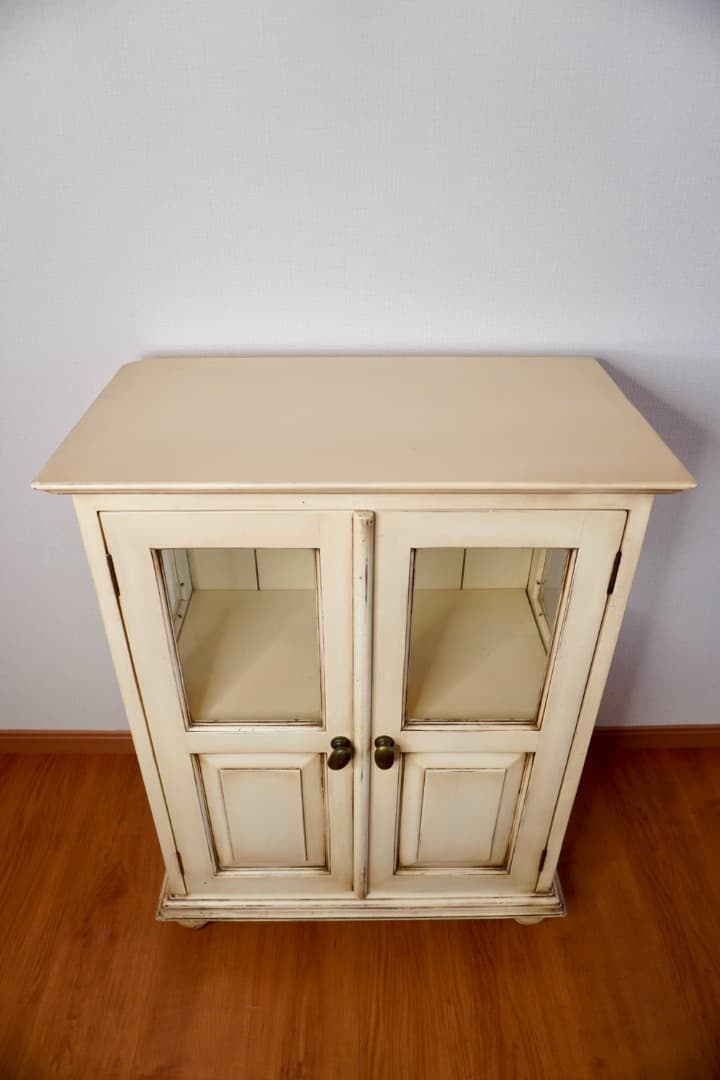 old maison ヴィンテージ ガラスキャビネット フレンチシャビー