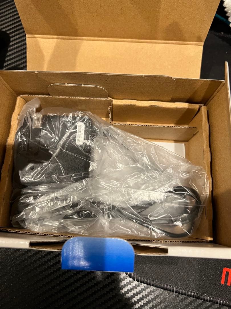 新品ドコモ　スマートフォン　Panasonic ELUGA P-07D