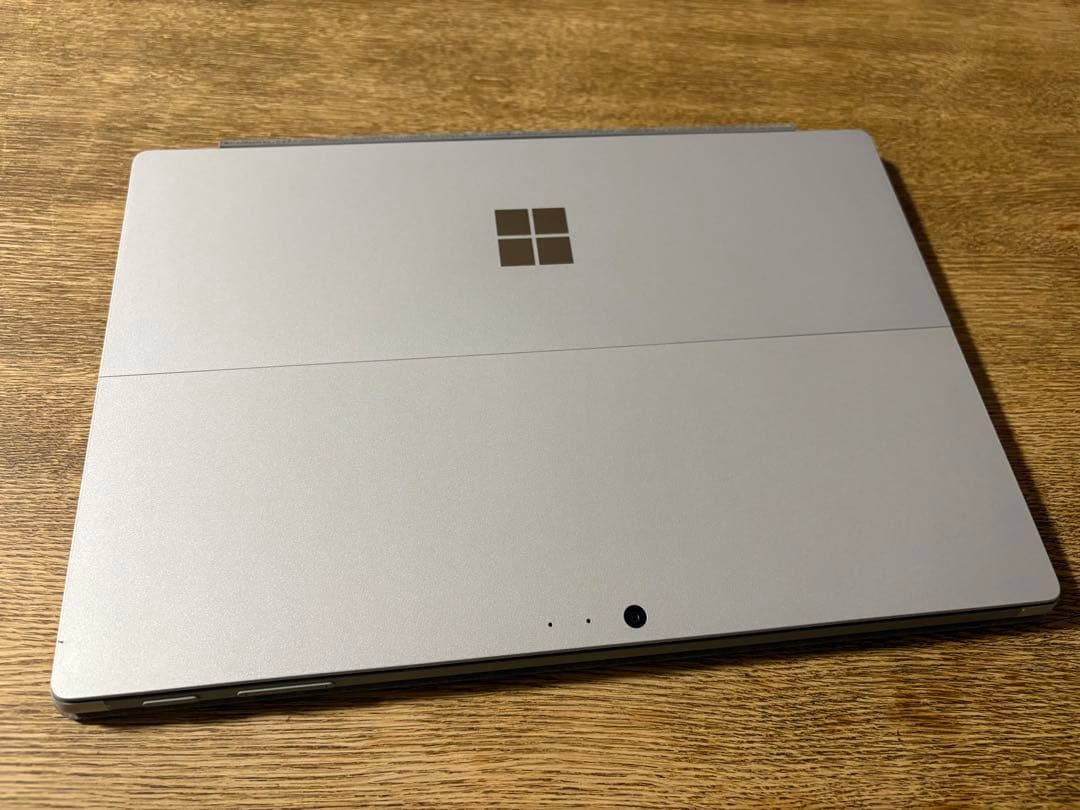 【美品】Microsoft Surface Pro（第5世代）