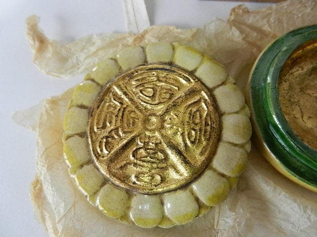 大正四年大正天皇即位礼　６代目「乾山」作記念香盒「萬壽無疆（ばんじゅむきょう）」