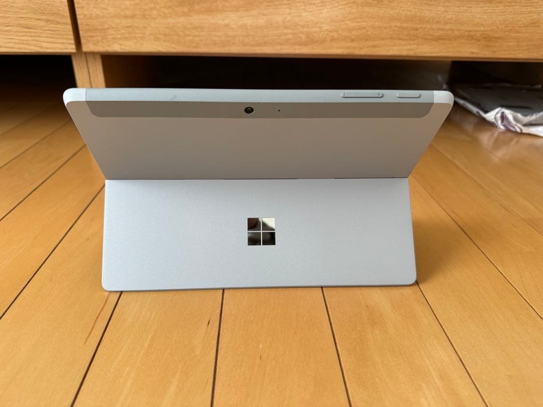 サーフェスGo2 取り外し可能キーボード付き