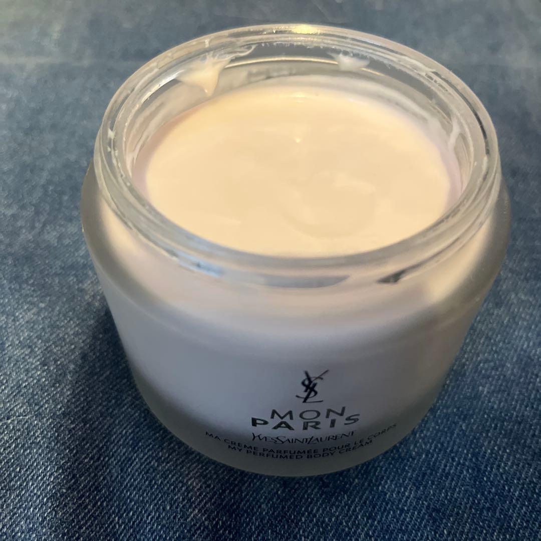 Yves Saint Laurent MON PARIS ボディクリーム