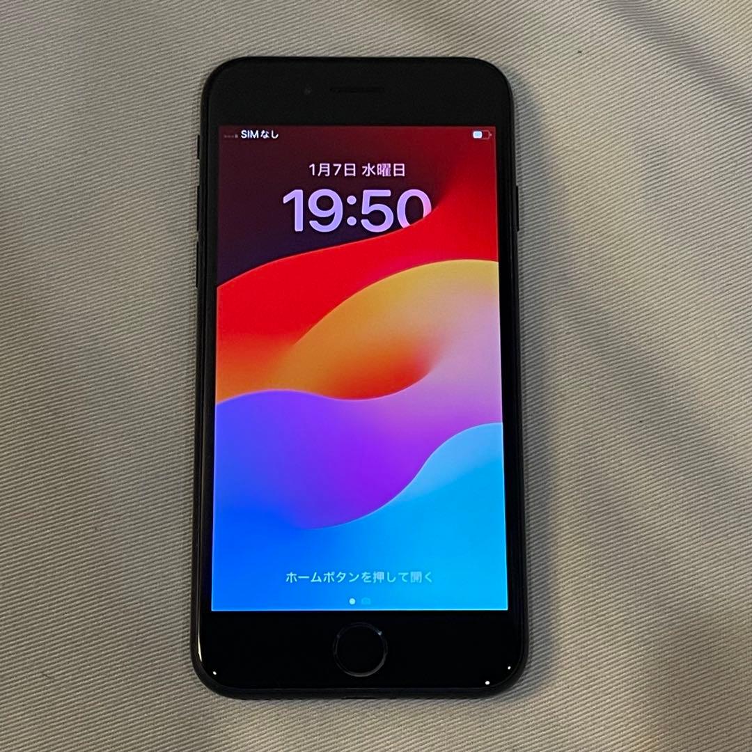 iPhone SE 第二世代64GB 充電最大容量81% 匿名発送　SIMフリー